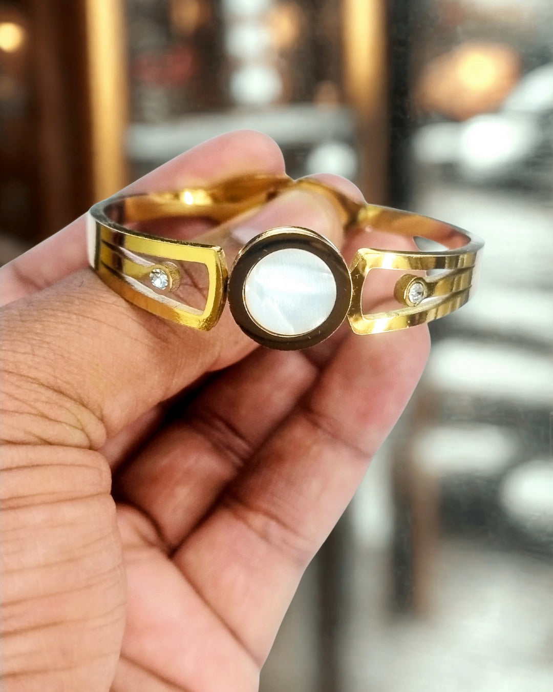 White Pearl finish and Zircon Stone Bracelet | Premium Quality | Elegant Kids Jewelry | Stainless Steel Gold Plated | Anti-tarnish | Daily wear | TE-GPKB-2311-001