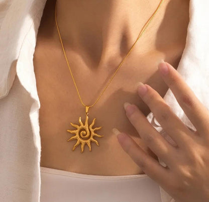 Sun pendant necklace | Stainless Steel Gold Plated | Anti-tarnish Necklace | Daily wear | TE-GPC-0511-028