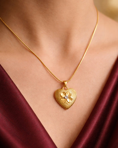 Gold Heart Blossom Pendant Necklace | Stainless Steel Gold Plated | Anti-tarnish Necklace | Daily wear | TE-GPC-0511-031