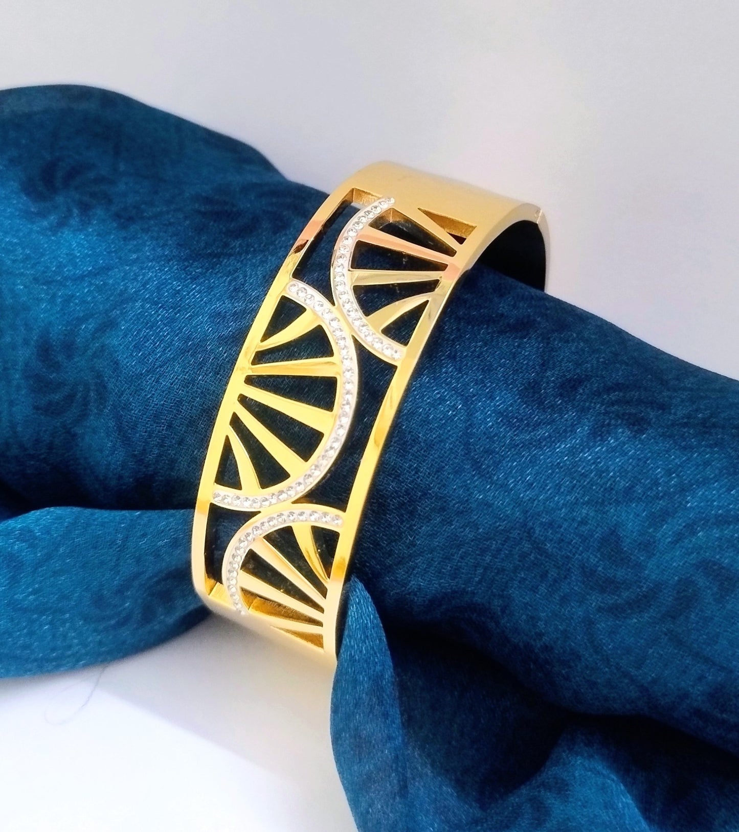 Sunrise Bracelet | Stainless Steel Gold Plated | Women Anti-tarnish bracelet | Kada Bracelet | TE/GPK/2510/003