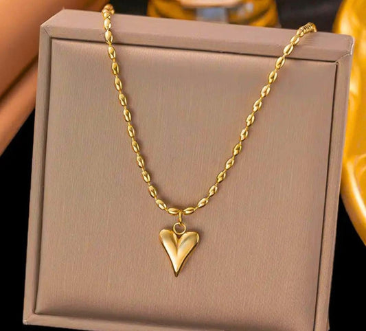 Heart Pendant Beads Necklace | Stainless Steel Gold Plated | Anti-tarnish Necklace | Daily wear | TE-GPC-0511-013