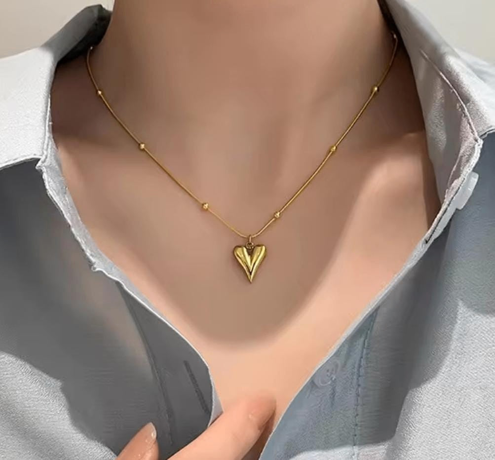 Slim Heart Pendant Necklace | Stainless Steel Gold Plated | Anti-tarnish Necklace | Daily wear | TE-GPC-0511-007
