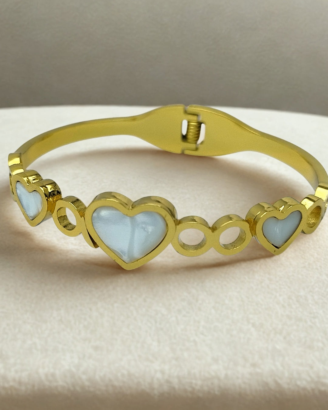 Heart Design with White Inlay Bracelet | Premium Quality | Elegant Kids Jewelry | Stainless Steel Gold Plated | Anti-tarnish | Daily wear | TE-GPKB-2311-010