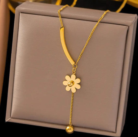 Flower Drop Necklace | Stainless Steel Gold Plated | Anti-tarnish Necklace | Daily wear | TE-GPC-0511-003