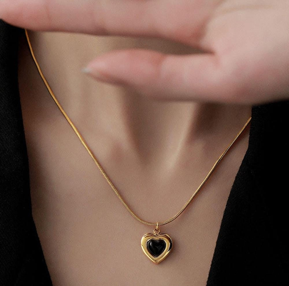Black Heart Pendant | Stainless Steel Gold Plated | Anti-tarnish Necklace | Daily wear | TE-GPC-0511-025