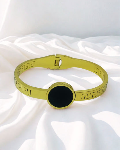 Black Round Charm bracelet | Premium Quality | Elegant Kids Jewelry | Stainless Steel Gold Plated | Anti-tarnish | Daily wear | TE-GPKB-2311-011