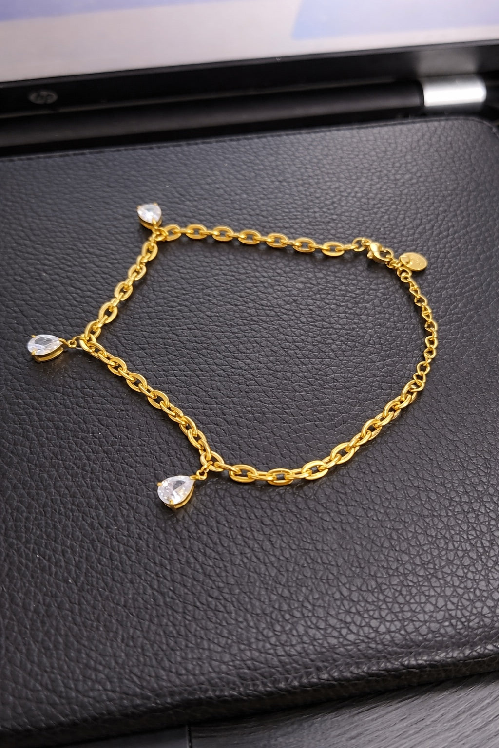 Gold Finish Charm Anklet with 3 Pear Stone Drops 1No. | Quantity – 1No. (Not pair) | Premium Quality | Daily wear | TE-ANK-2912-001