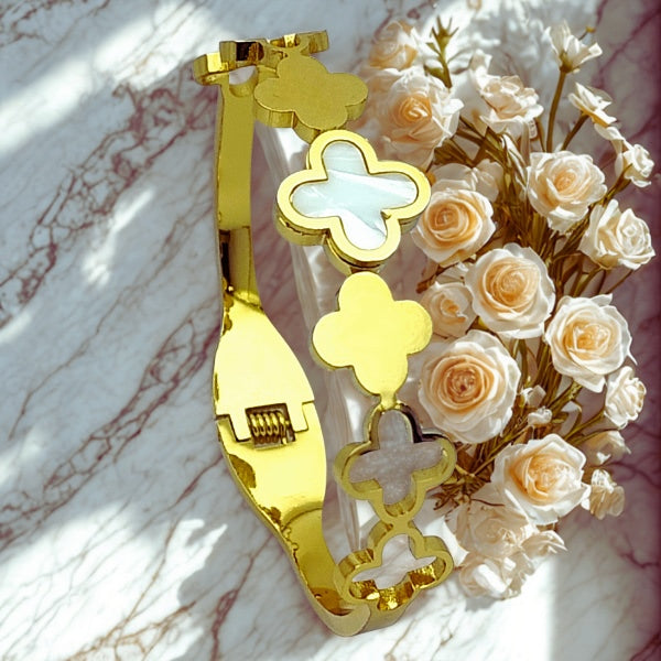 Elegant Gold Clover Bracelet with White Inlay | Stainless Steel Gold Plated | Anti-tarnish | Daily wear | TE-GPKB-2311-004