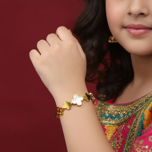 Elegant Gold Clover Bracelet with White Inlay | Stainless Steel Gold Plated | Anti-tarnish | Daily wear | TE-GPKB-2311-004